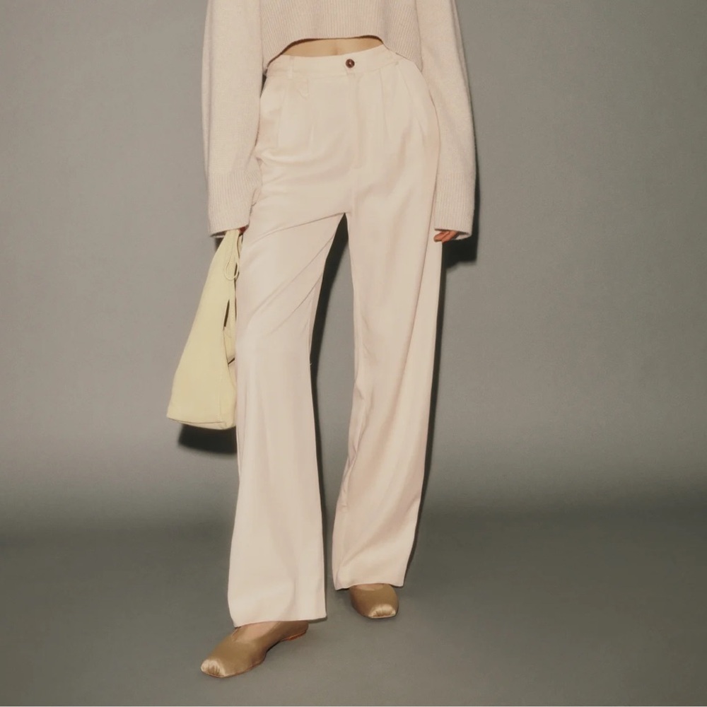 Reformation Mason Trouser in Oyster